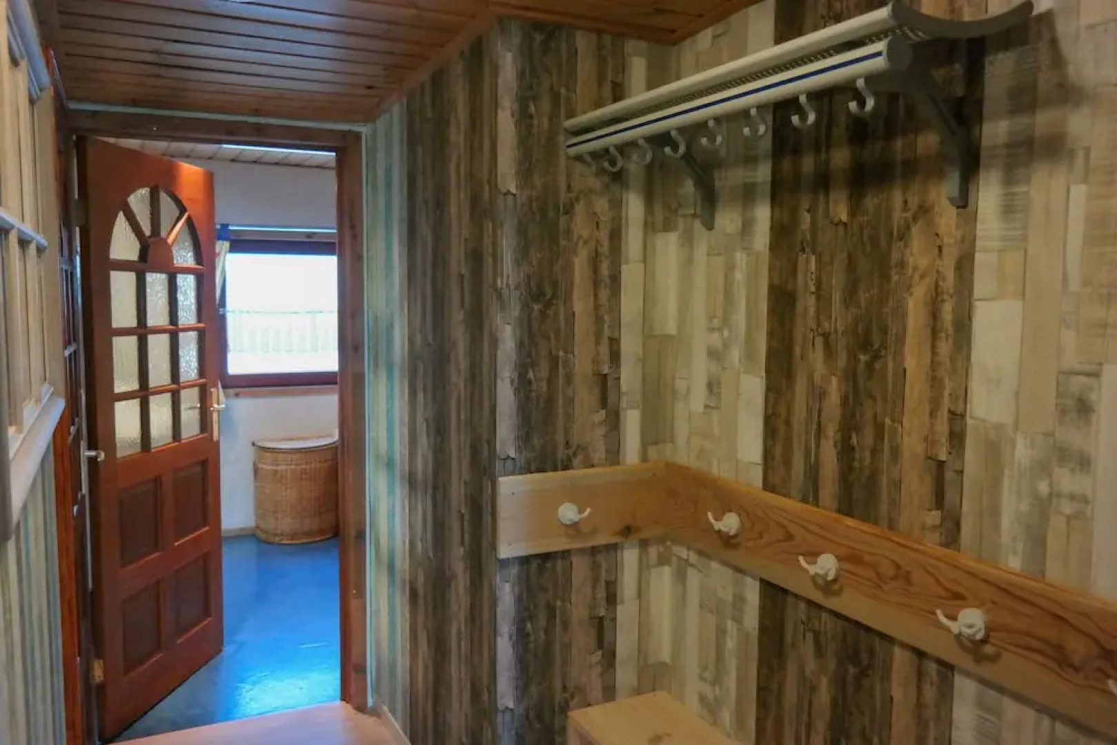 8 Pers Large Seaside Home in Front of the Lauwersmeer