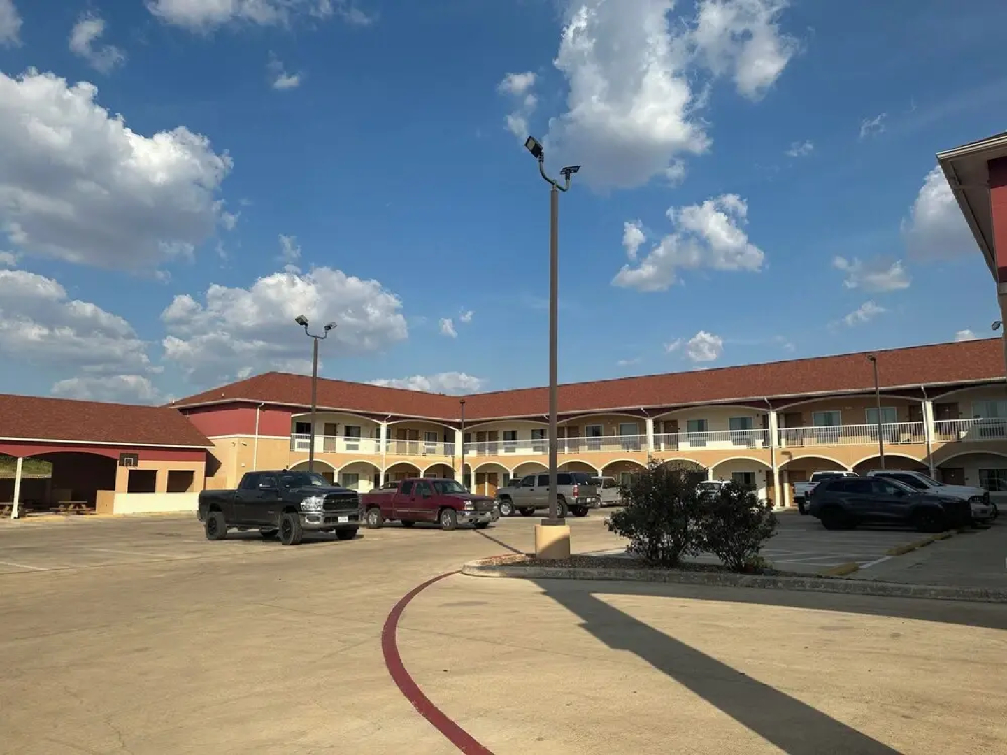 Executive Inn and Suites