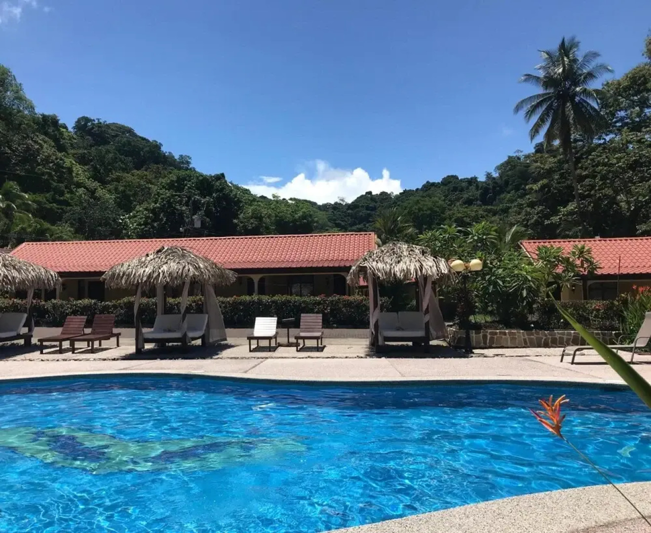 Espadilla Gardens Hotel