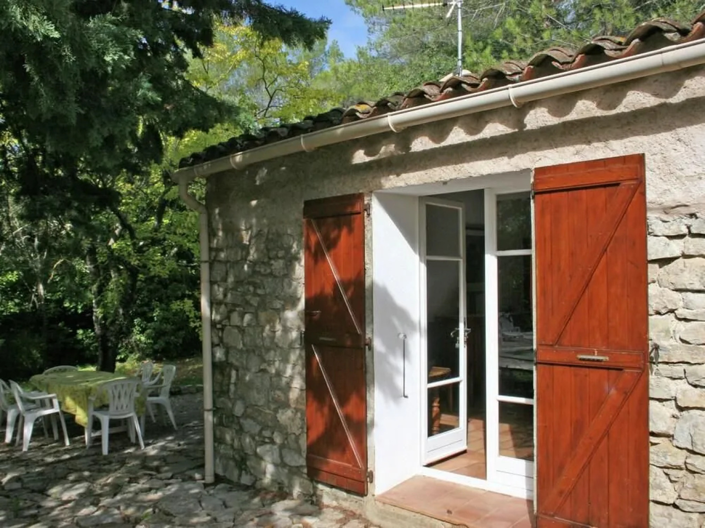 Rural House With Private Pool, at Only 3 km From the Lively Town of Draguignan