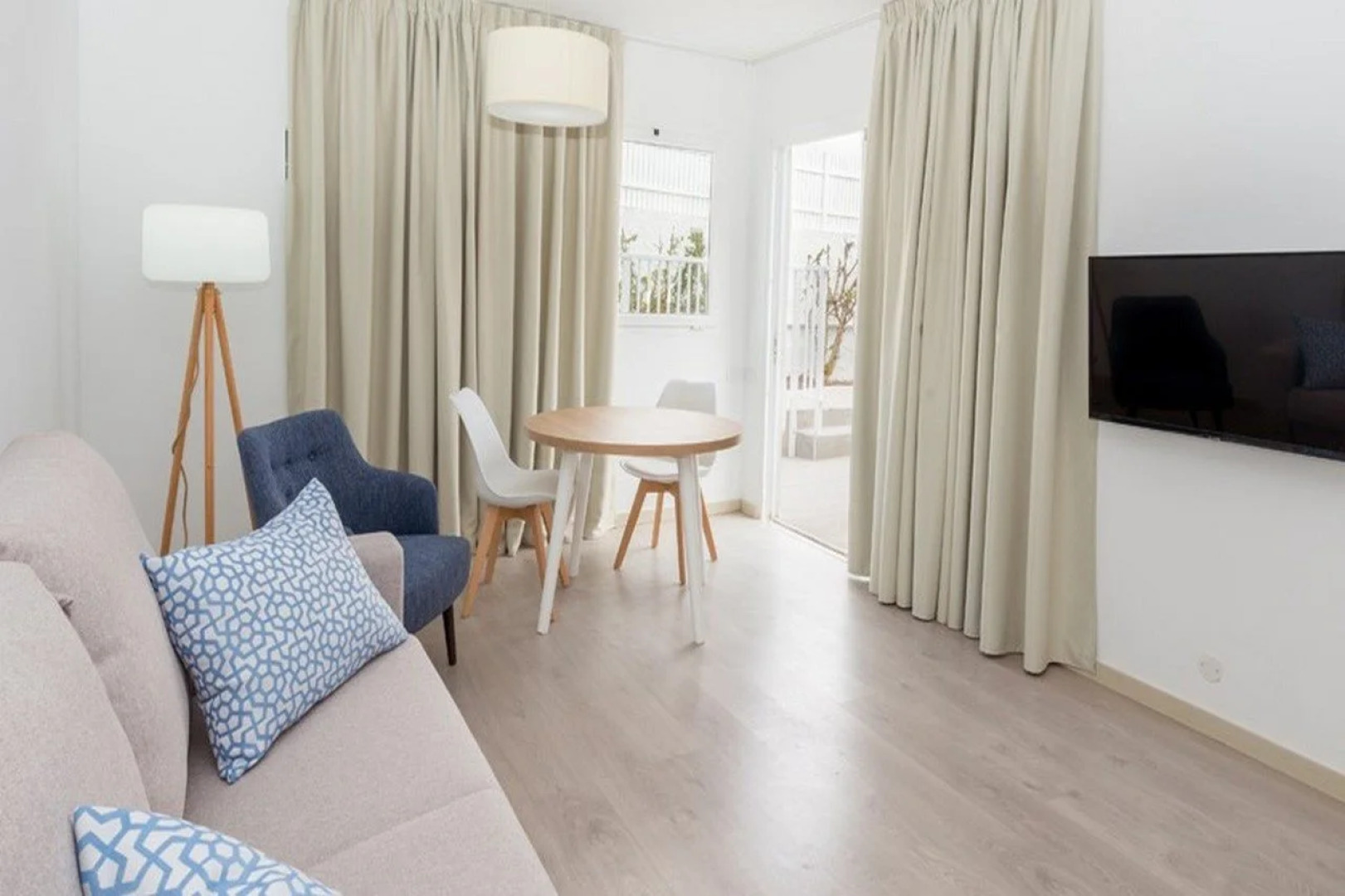 Bungalows Los Tucanes 