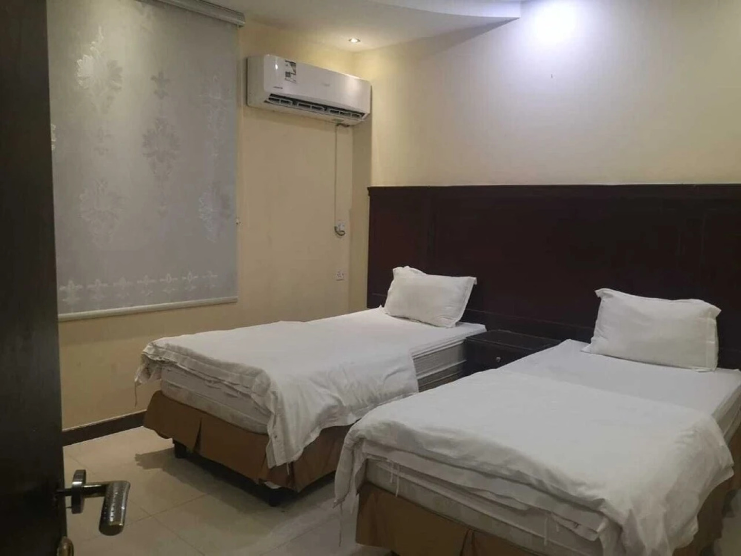 OYO 488 Nomas Plaza Of Housing Units