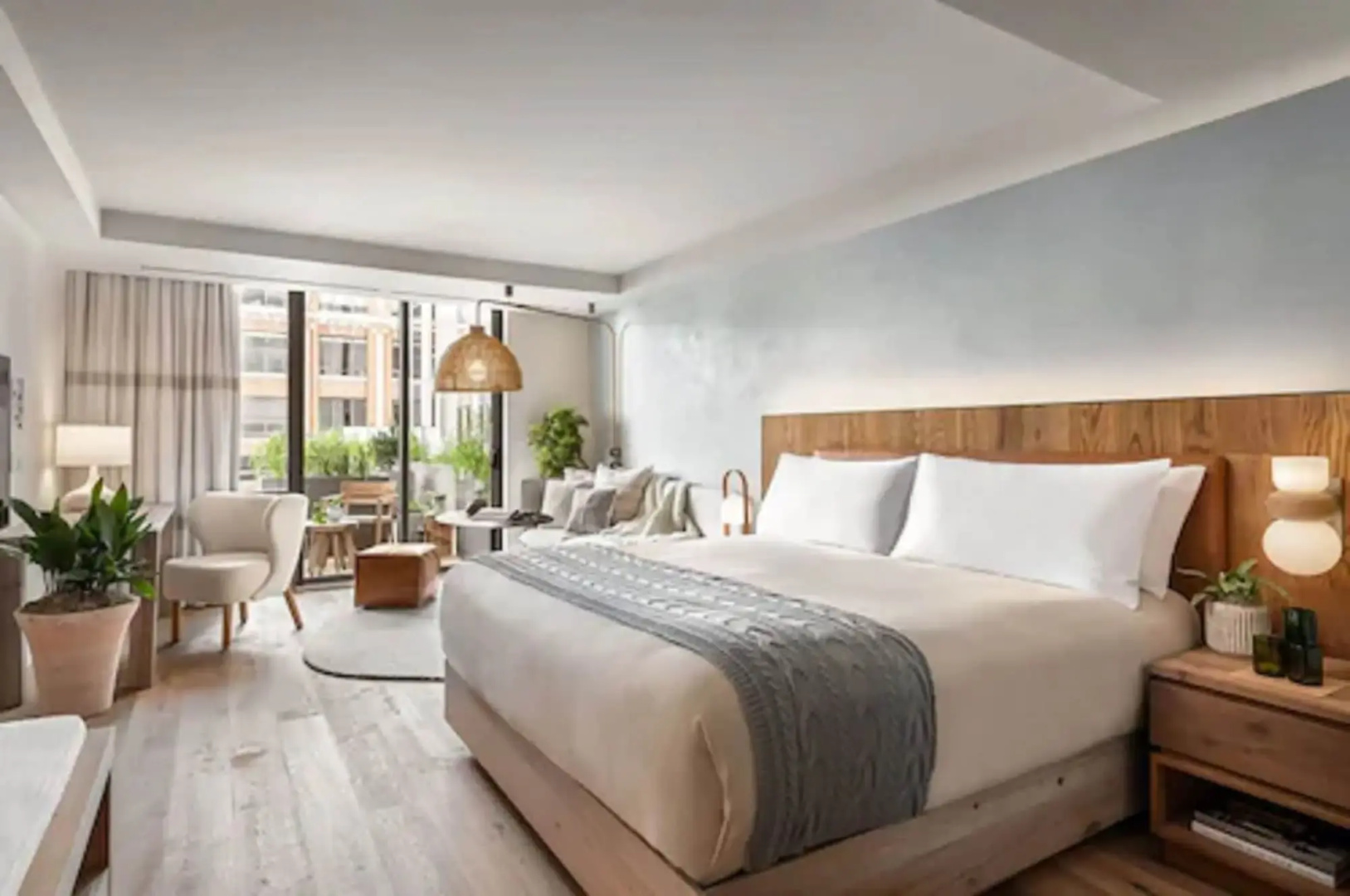1 Hotel Toronto
