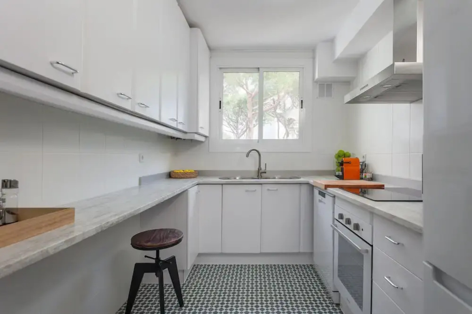 Sybaris Be my Guest Castelldefels