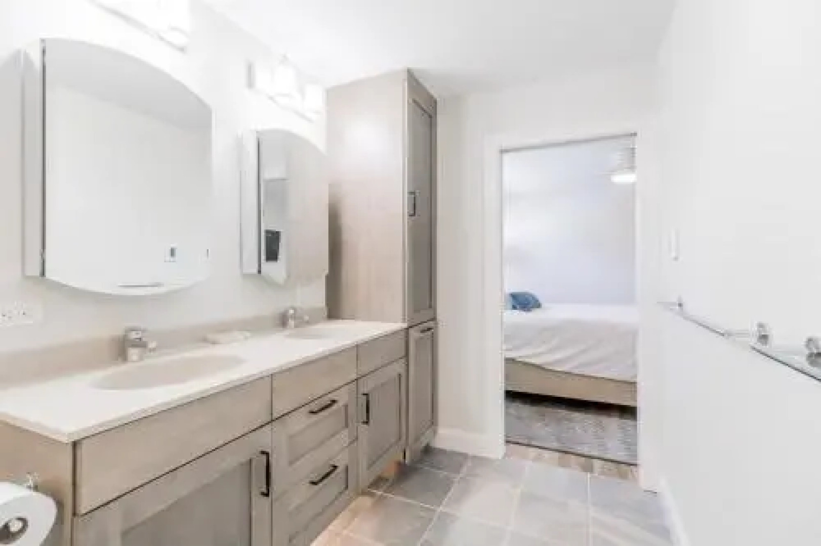 Lighthouse Suites at Pine Point