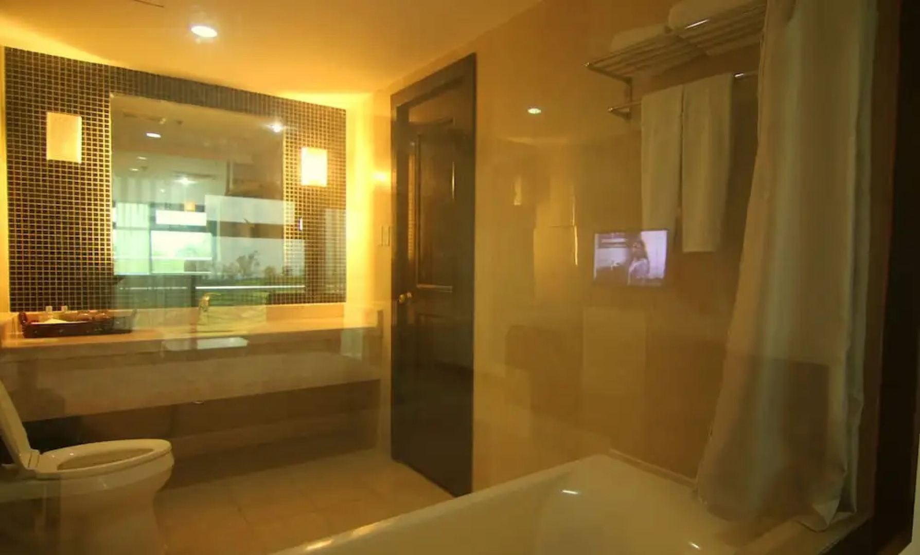 KC Hillcrest Hotel and Golf Club