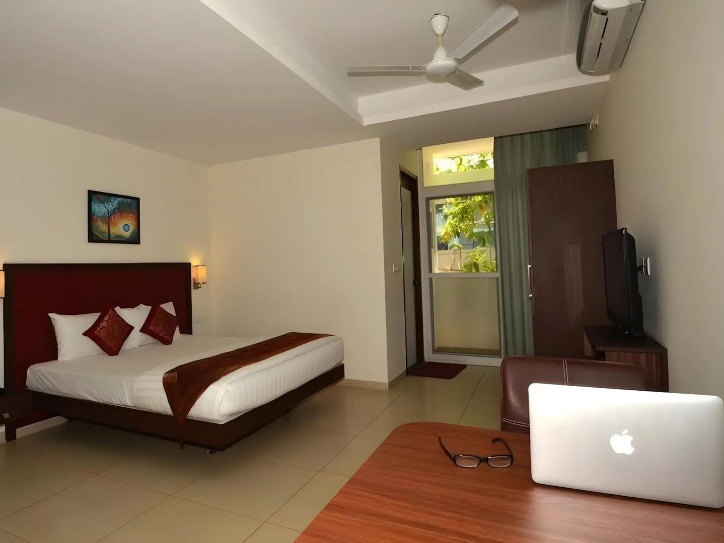 Ixora Suites