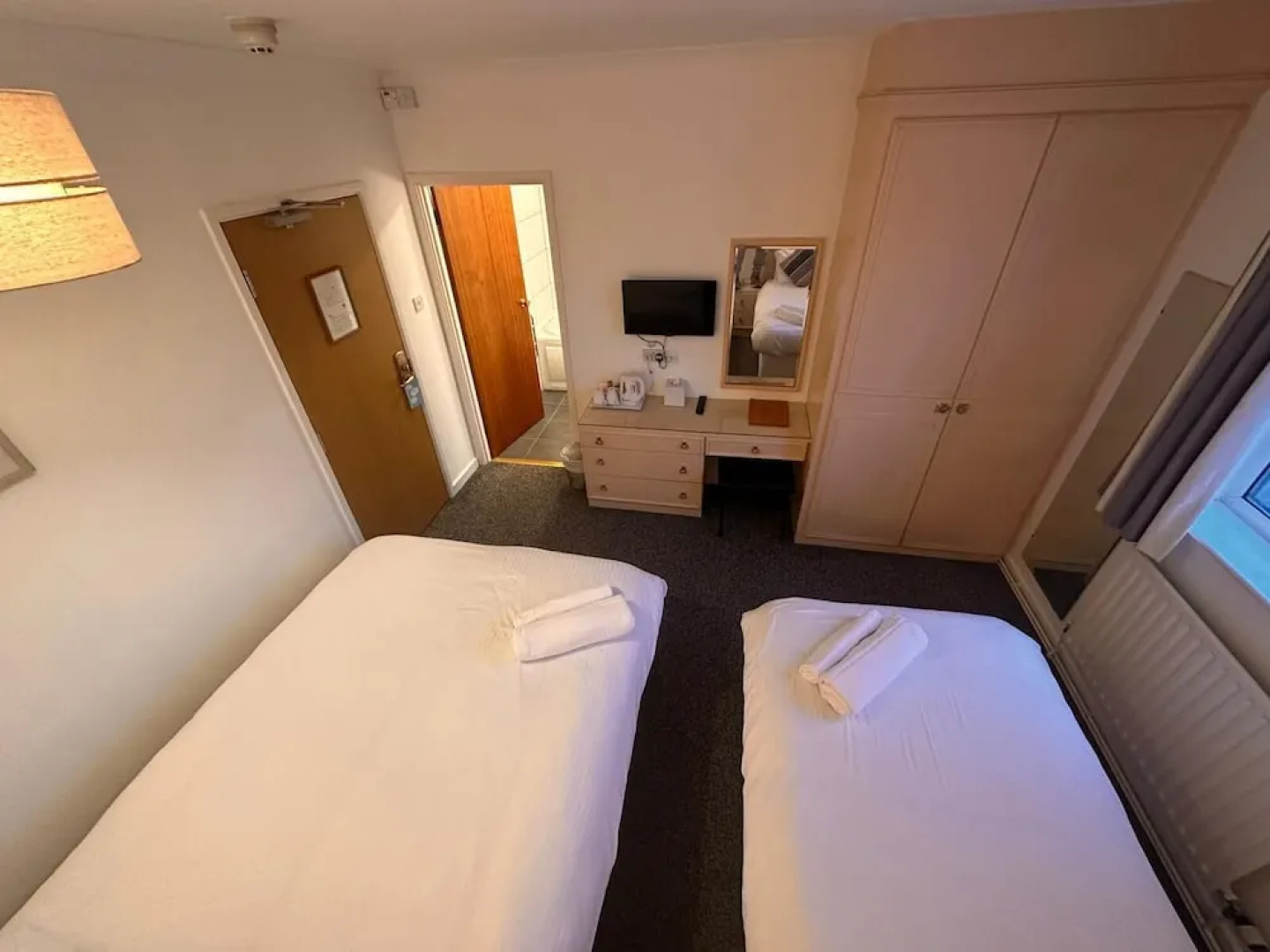 Pine Lodge Hotel & Restaurant Mansfield