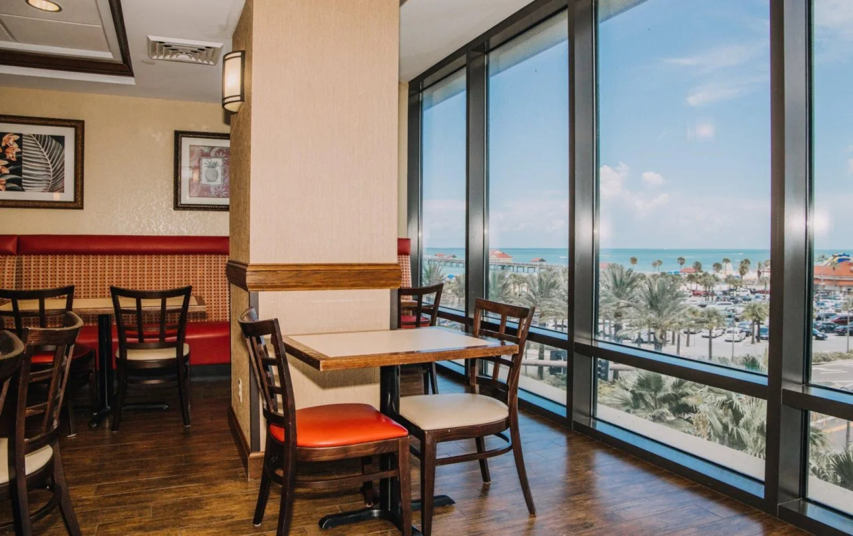 Pier House 60 Clearwater Beach Marina Hotel