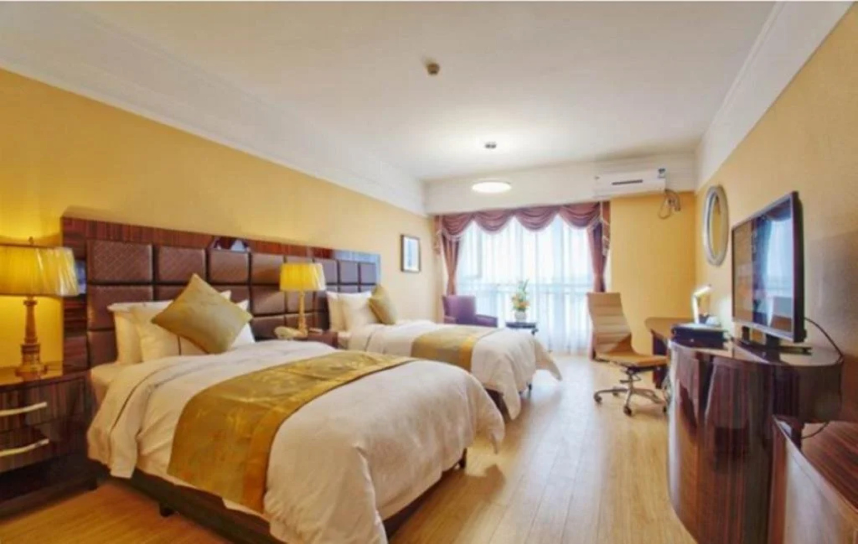 Chengdu Man Ya Hotel