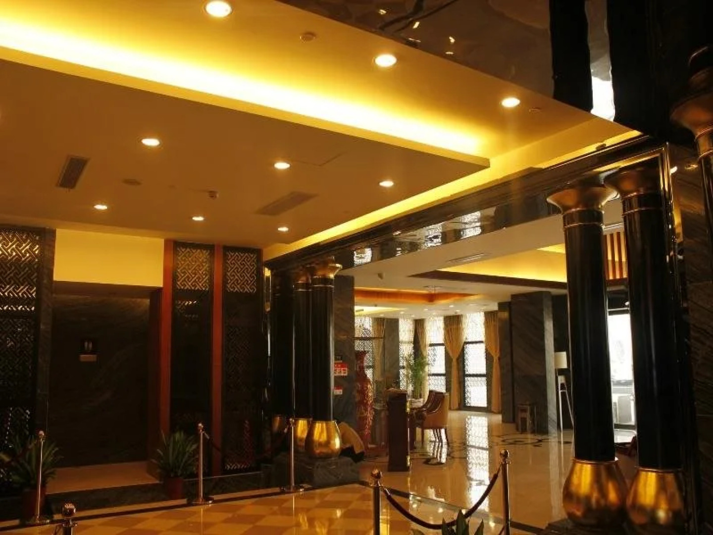 Vienna International Hotel