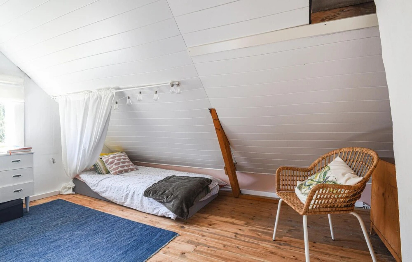 Nice Home in Brålanda With 2 Bedrooms and Wifi