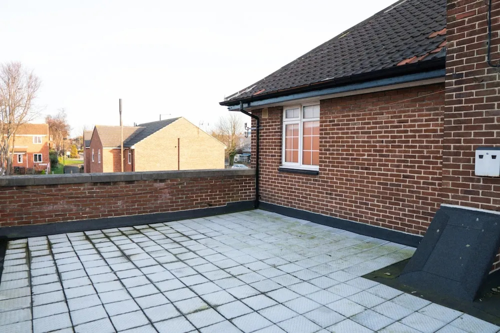 The White House Apartments