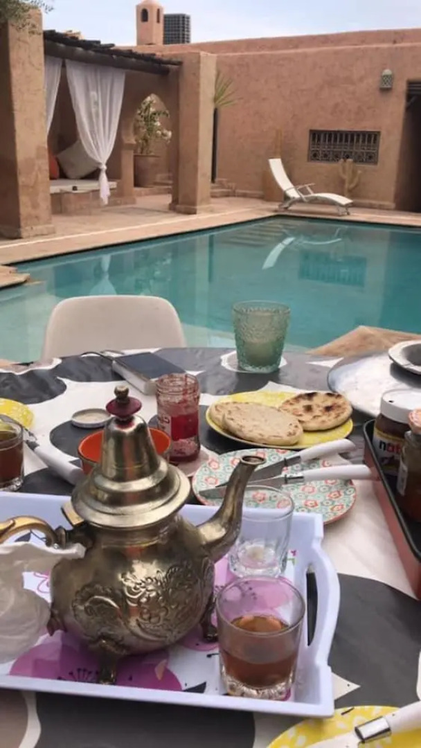 Marrakesh 6-bed Housing Authentic Berber