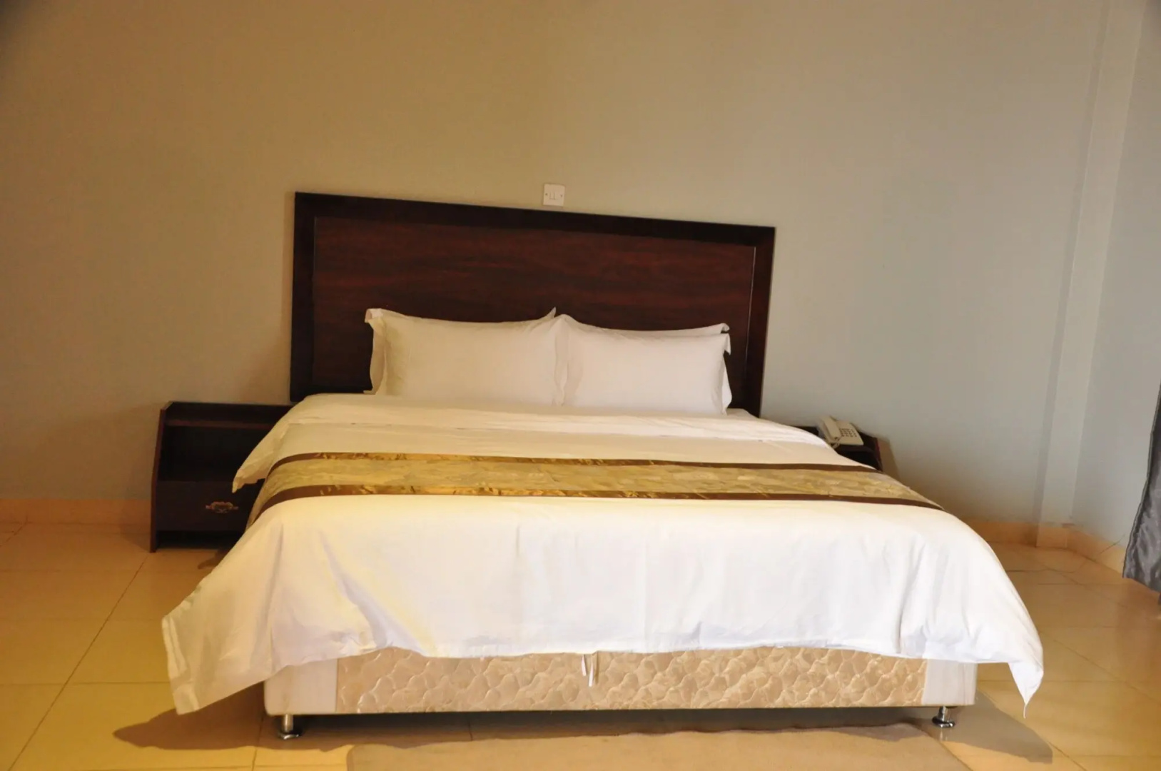 Easy View Hotel
