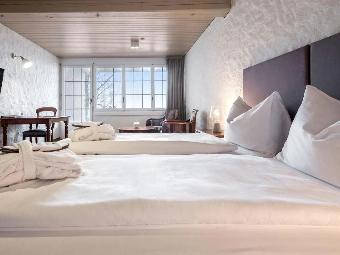 Swiss-Chalet Merlischachen - Historik Chalet-Hotel Lodge