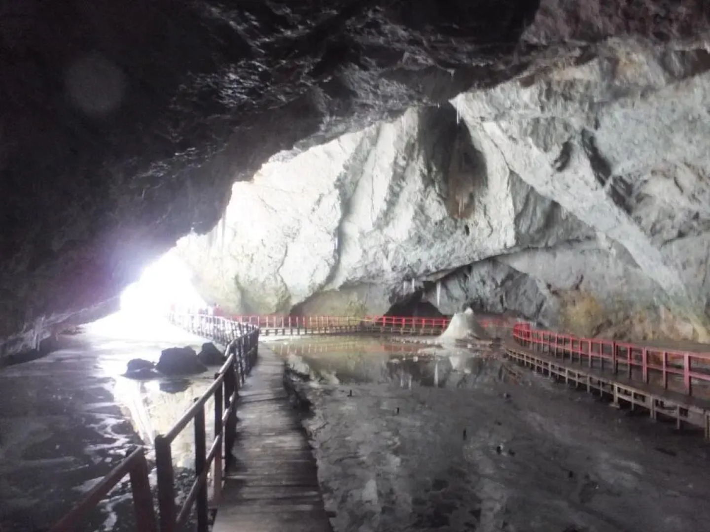 Pensiunea Piatra Mandrutului