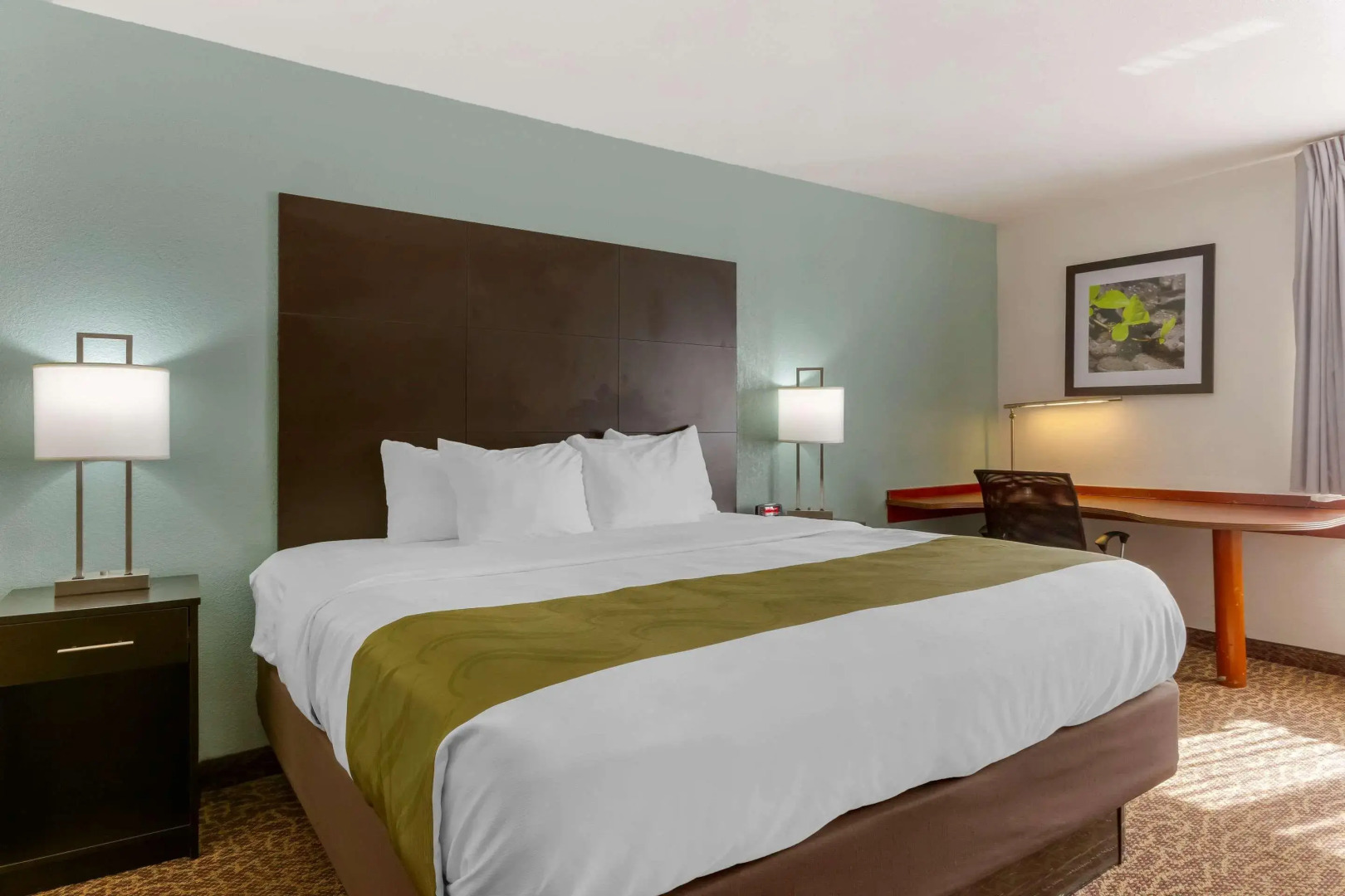 Quality Inn Alexis Rd