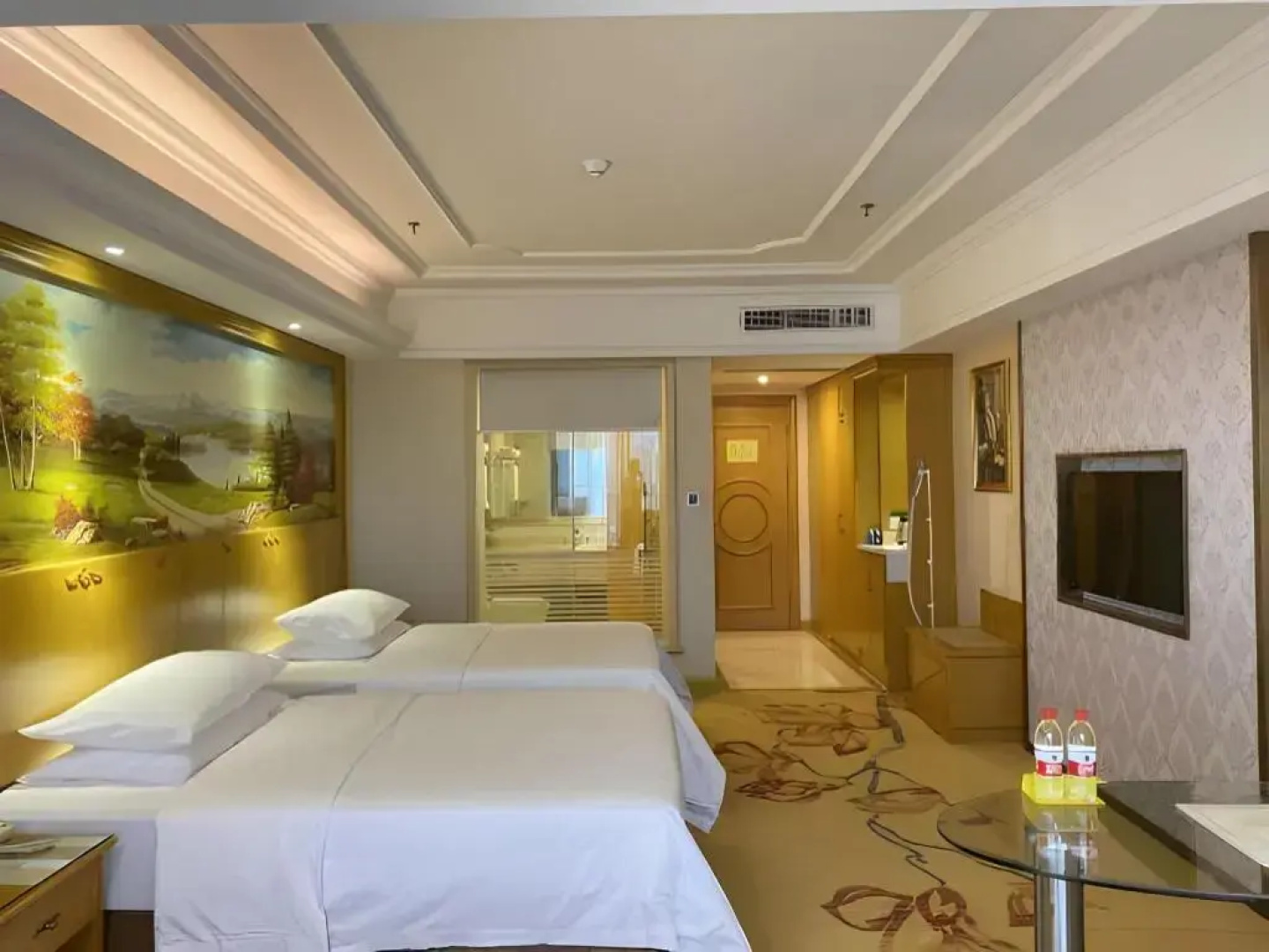 Vienna International Hotel Zhongshan Torch Center