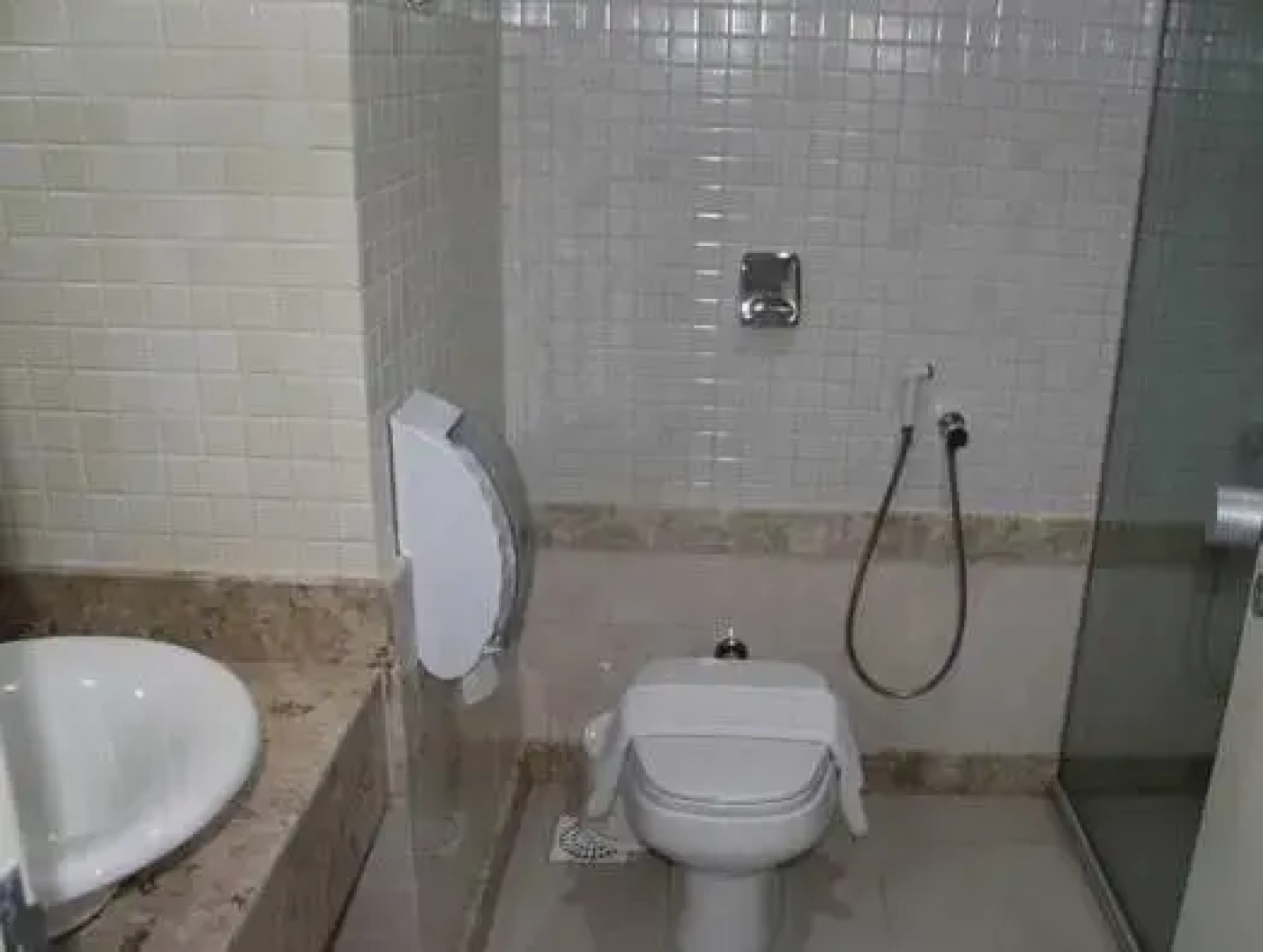 Pratti Hotel