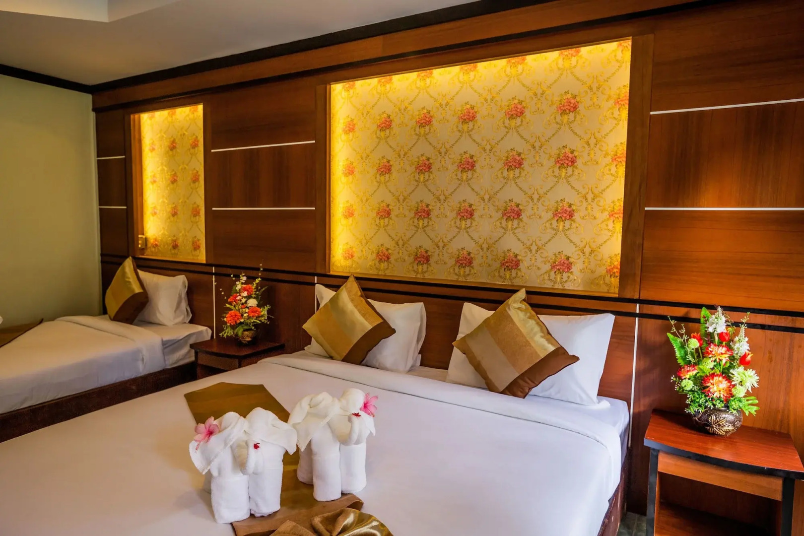 Phi Phi Andaman Beach Resort