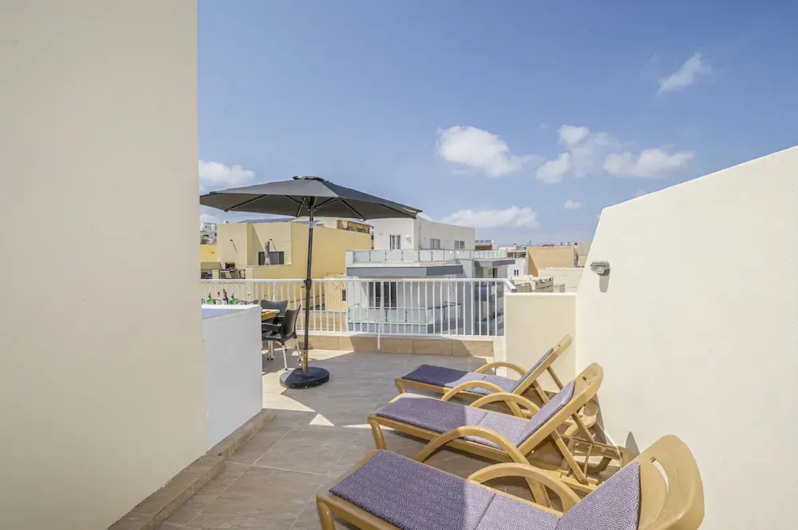 Summer Breeze Penthouse