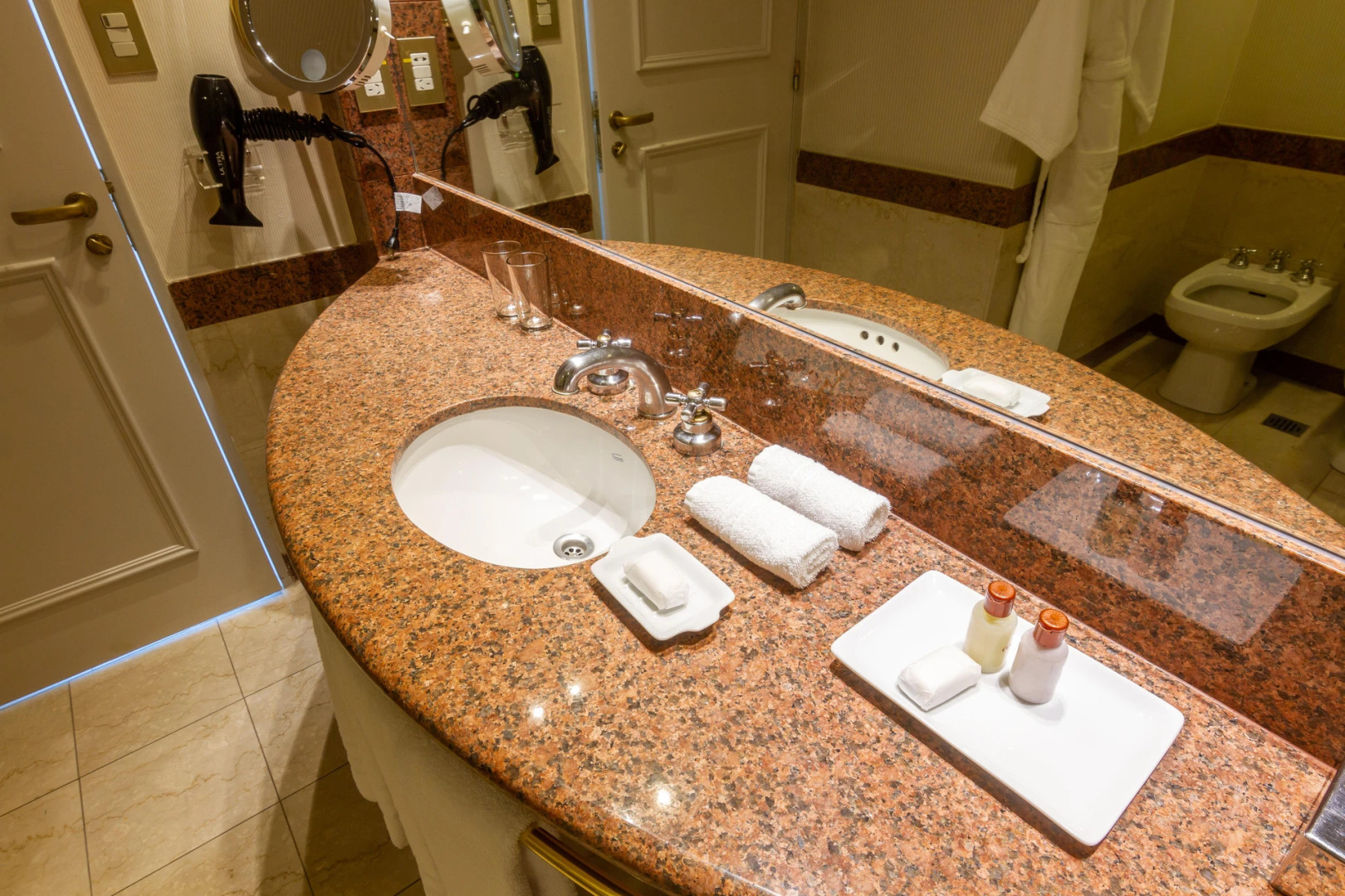 Quinto Centenario Hotel