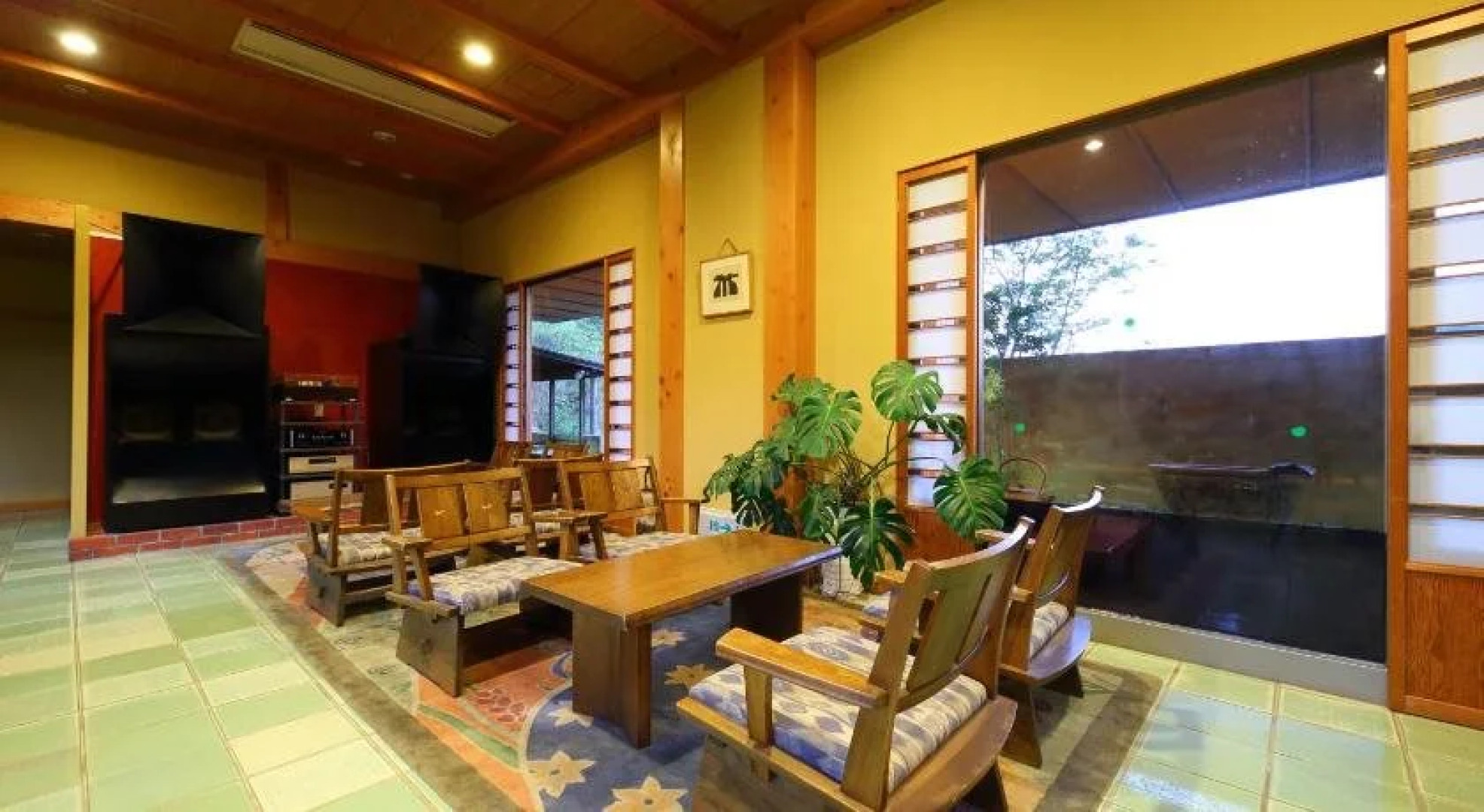 Tenjuku no Mori Keigetsu