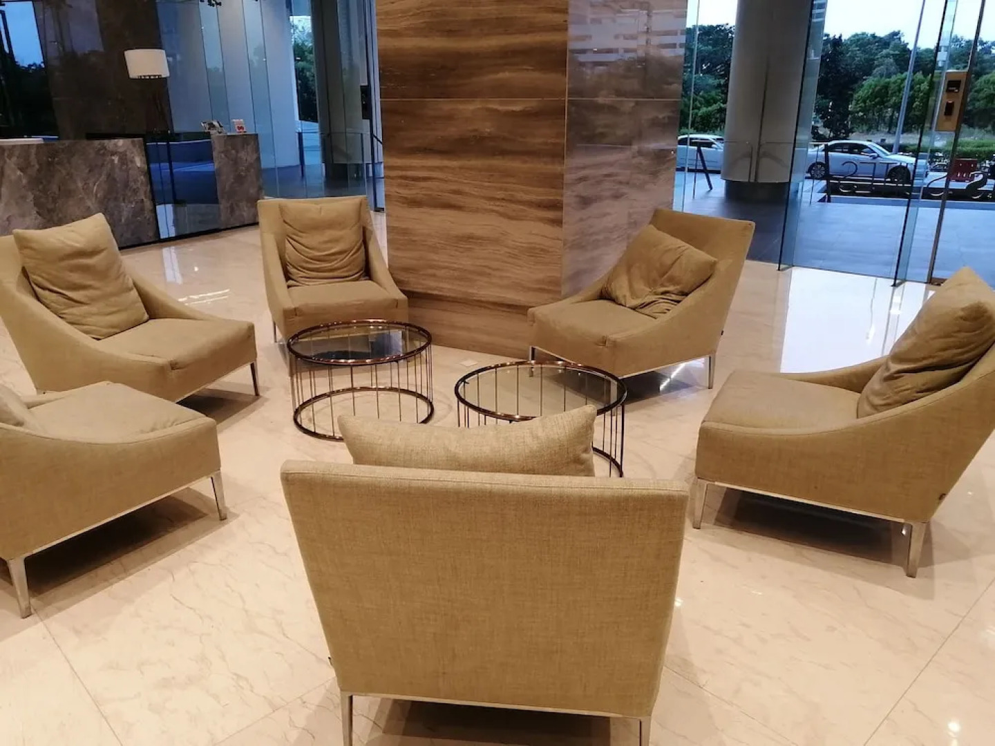 Almas Suites Puteri Harbour Hello Kitty