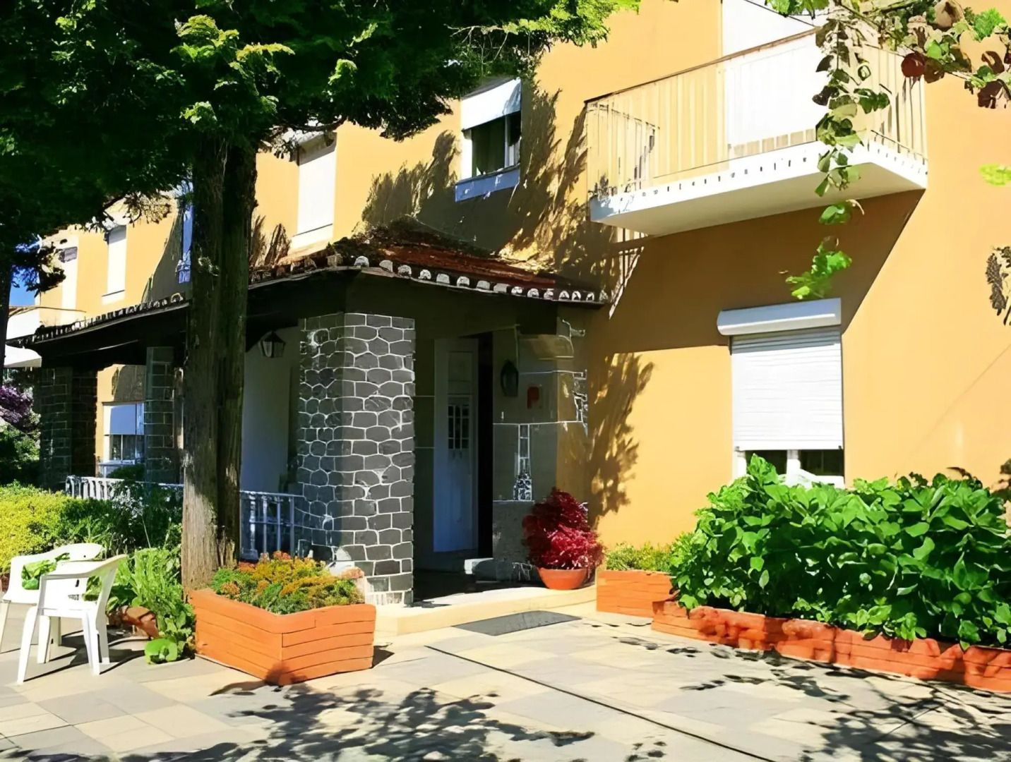 Corredoura Garden Alojamento