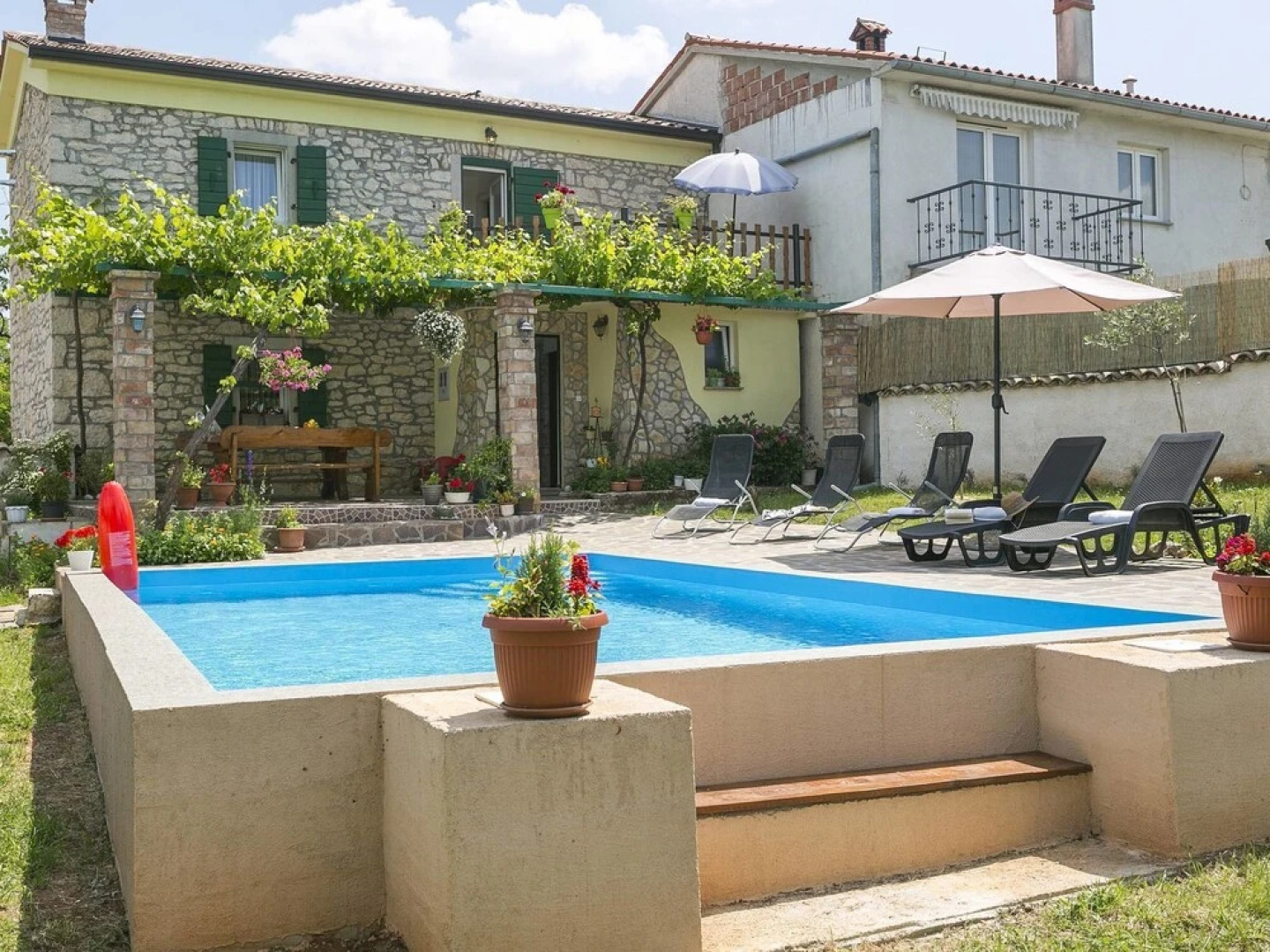 Charming Holiday Home With Private Pool Near Labin, Beach 13 km