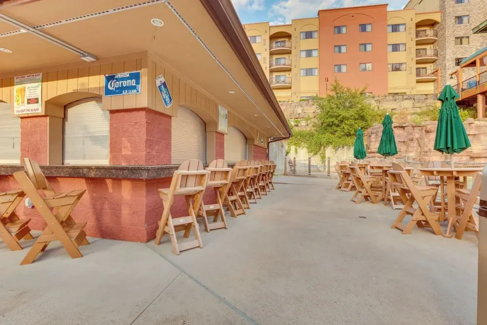 Wisconsin Dells Resort Condo w/ 2 Fireplaces