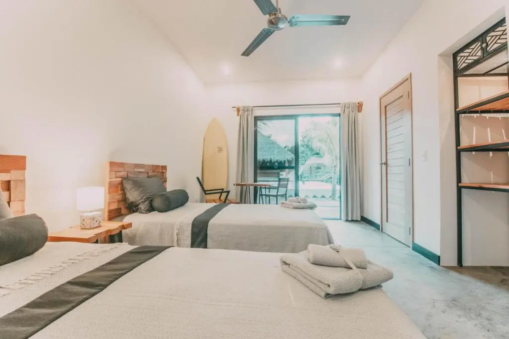 El Pez Surf Hotel
