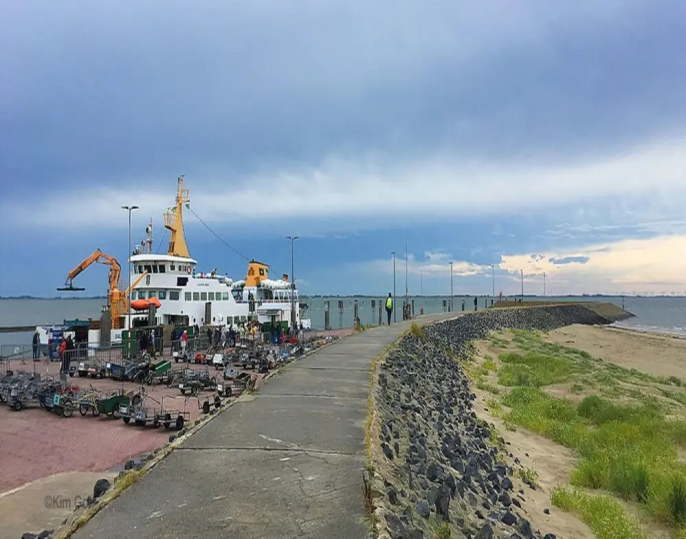 Doppelhaushaelfte mit Windgeschuetzter Terrasse