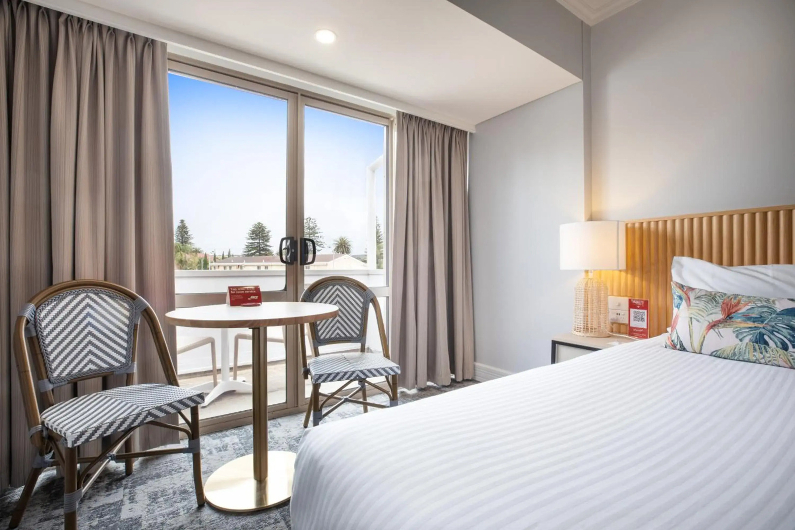 Nightcap at Hotel Victor