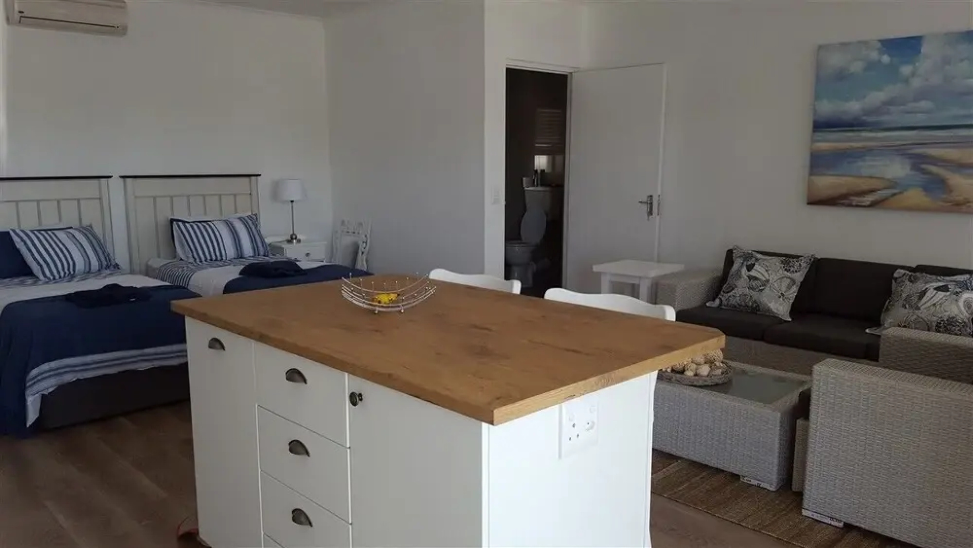 River Tides Guesthouse - Adults Only