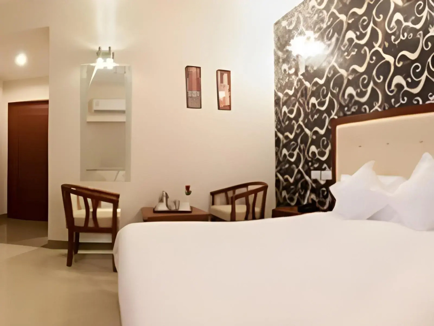 Hotel Deviram Palace