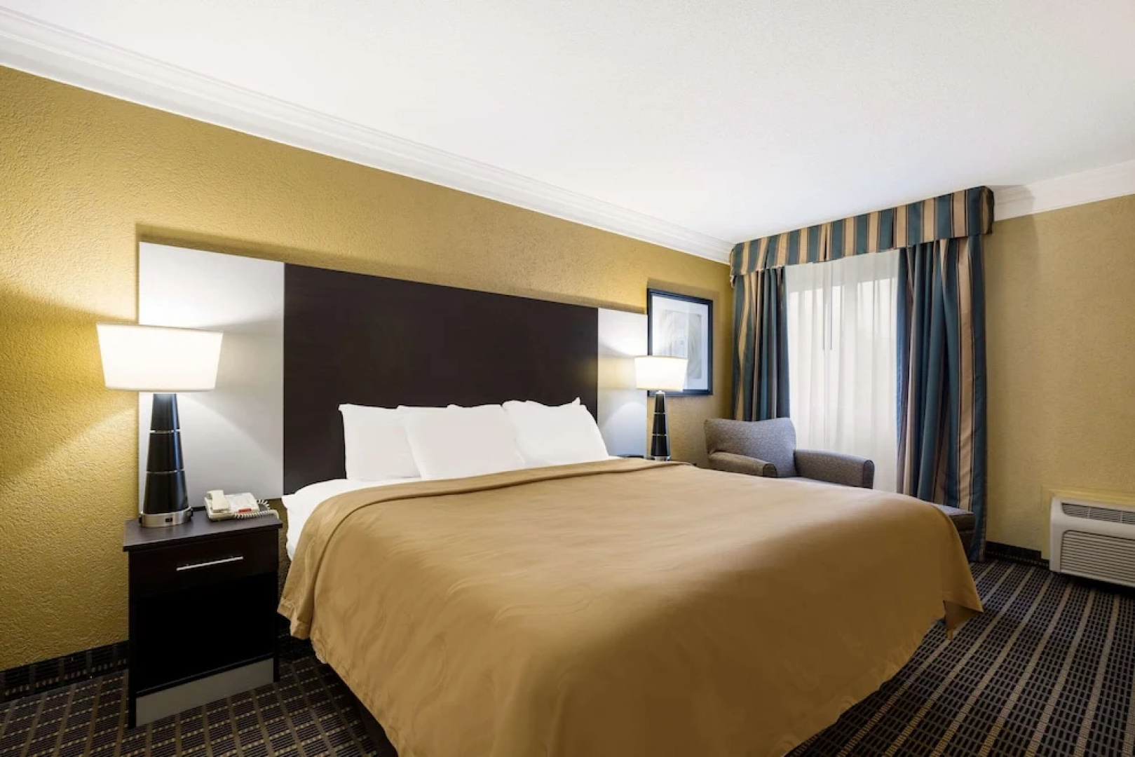 Clarion Inn & Suites Fairgrounds