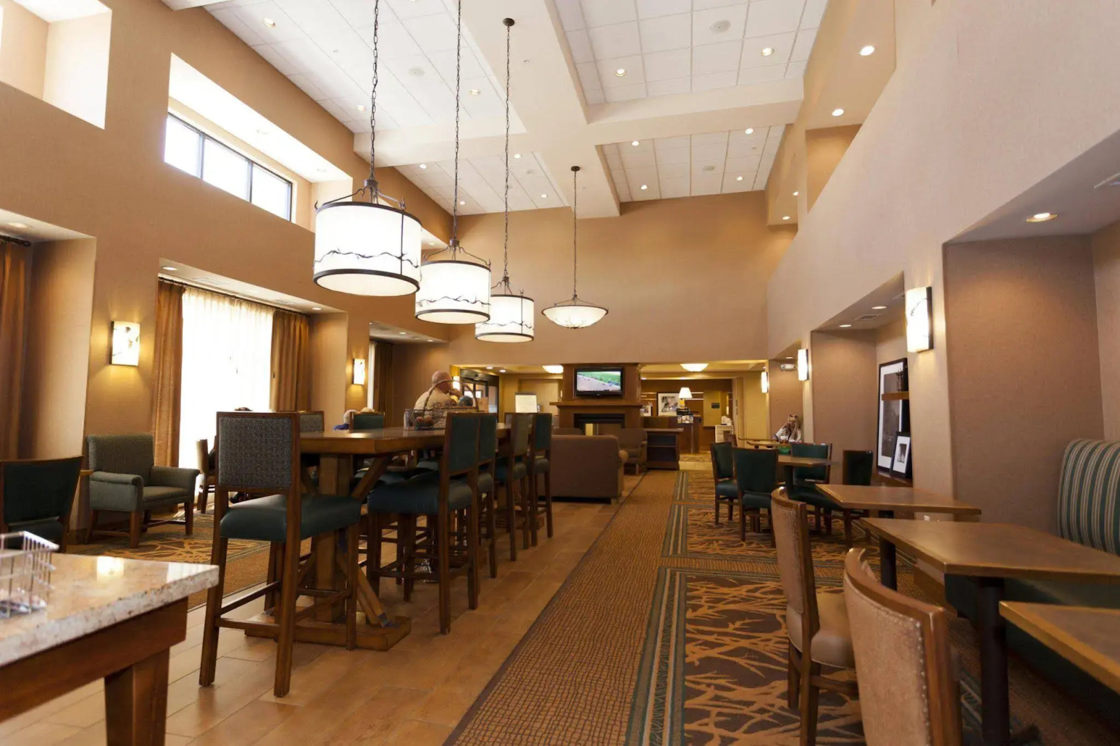 Hampton Inn & Suites Riverton