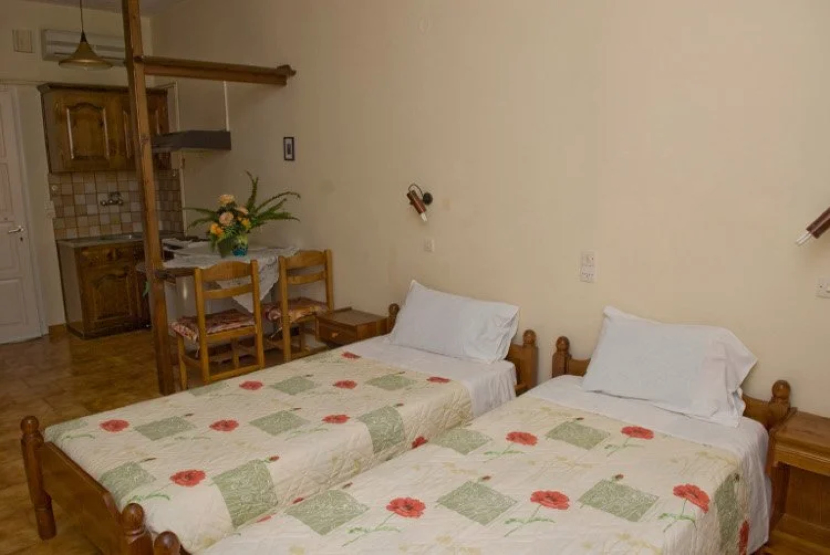 Katerina Studios & Apartments