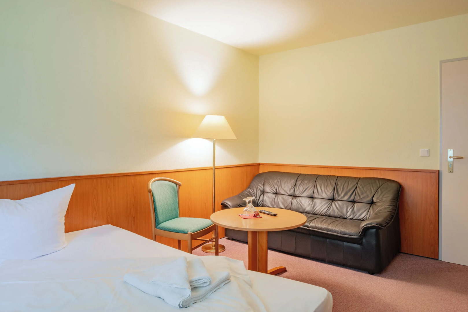 Waldhotel Schöneiche - Self-Check-in