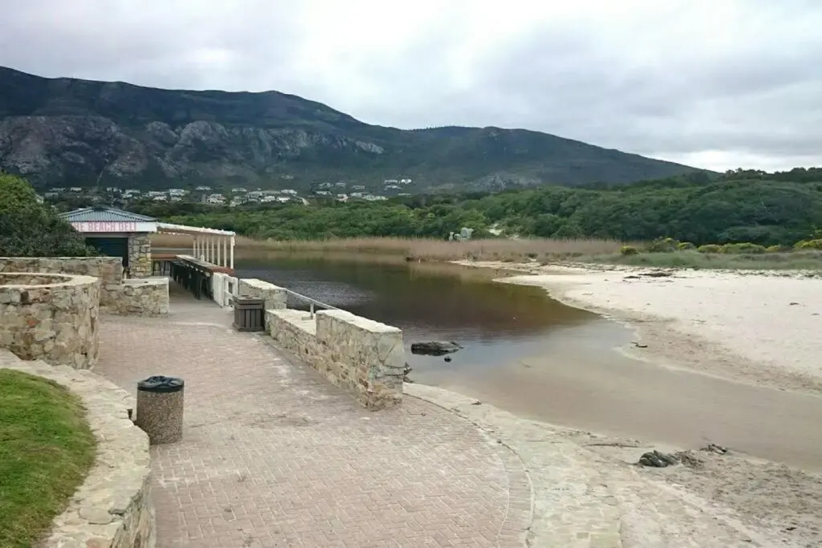 Green Street Apartment, Close to Beach