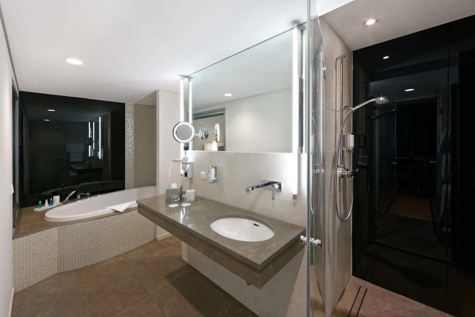 Kongresshotel Potsdam am Templiner See