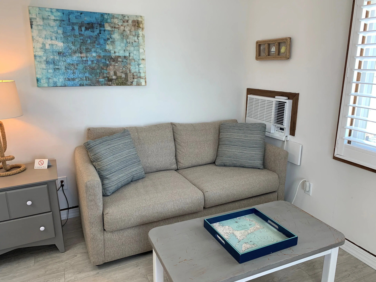 Vineyard Harbor Motel - Private Beach