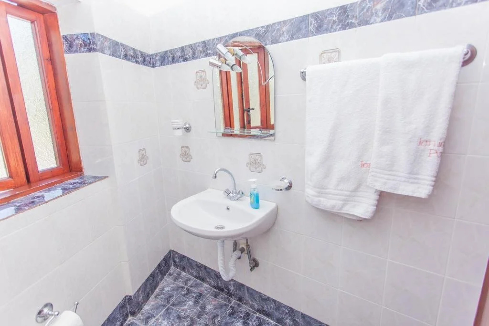 Ionio Sea Poros Studios