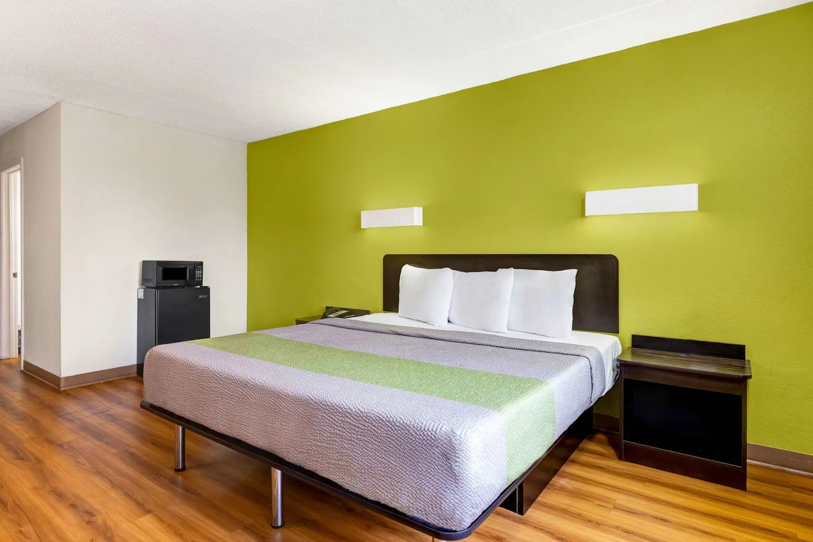 Motel 6 Indianapolis, IN