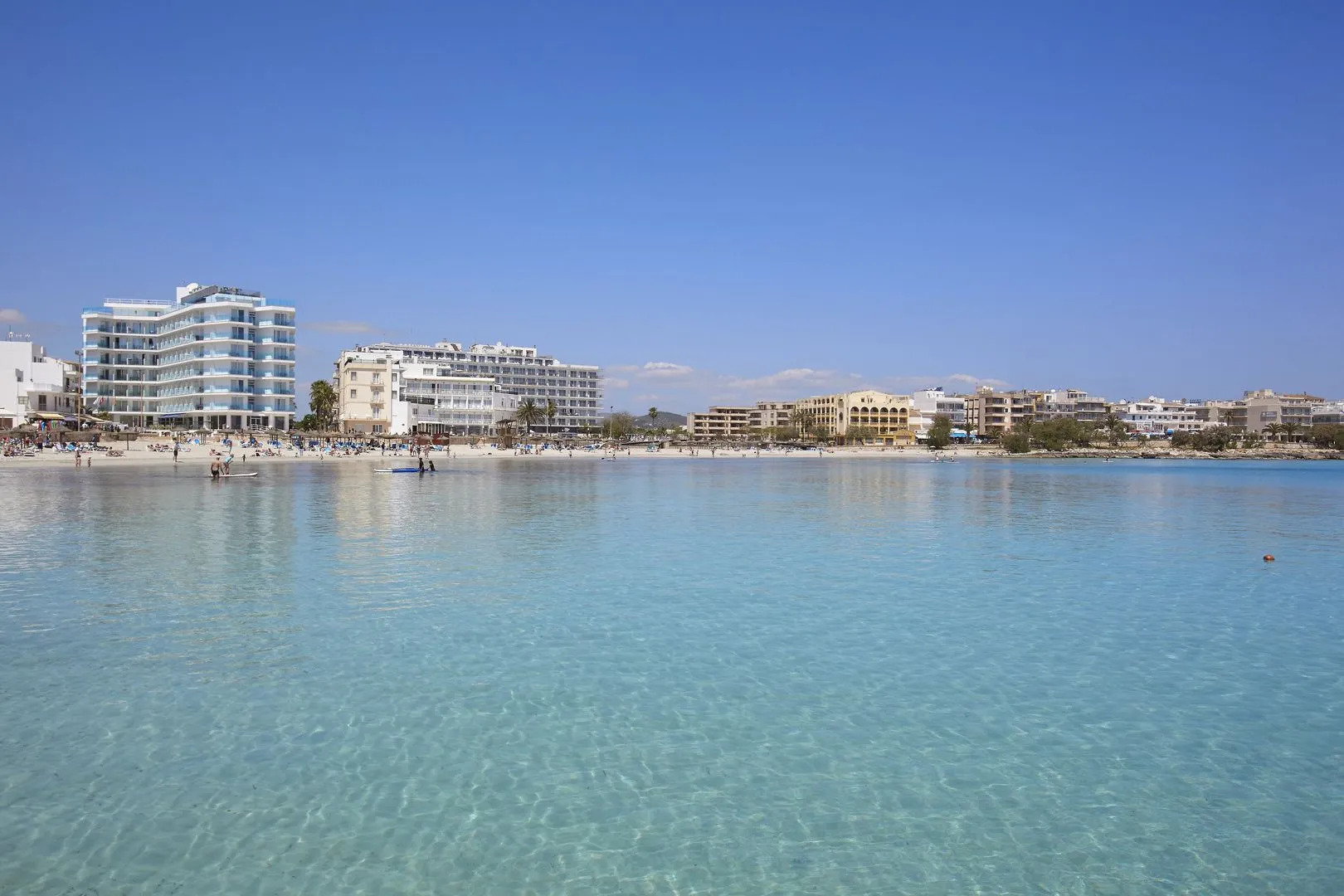 Universal Hotel Perla