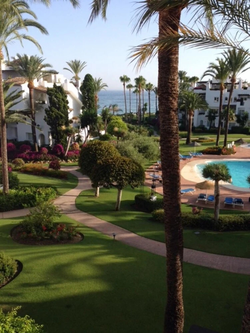 Apartment With 3 Bedrooms in Estepona, With Wonderful Mountain View, Pool Access, Furnished Garden - 5 km From the Beach