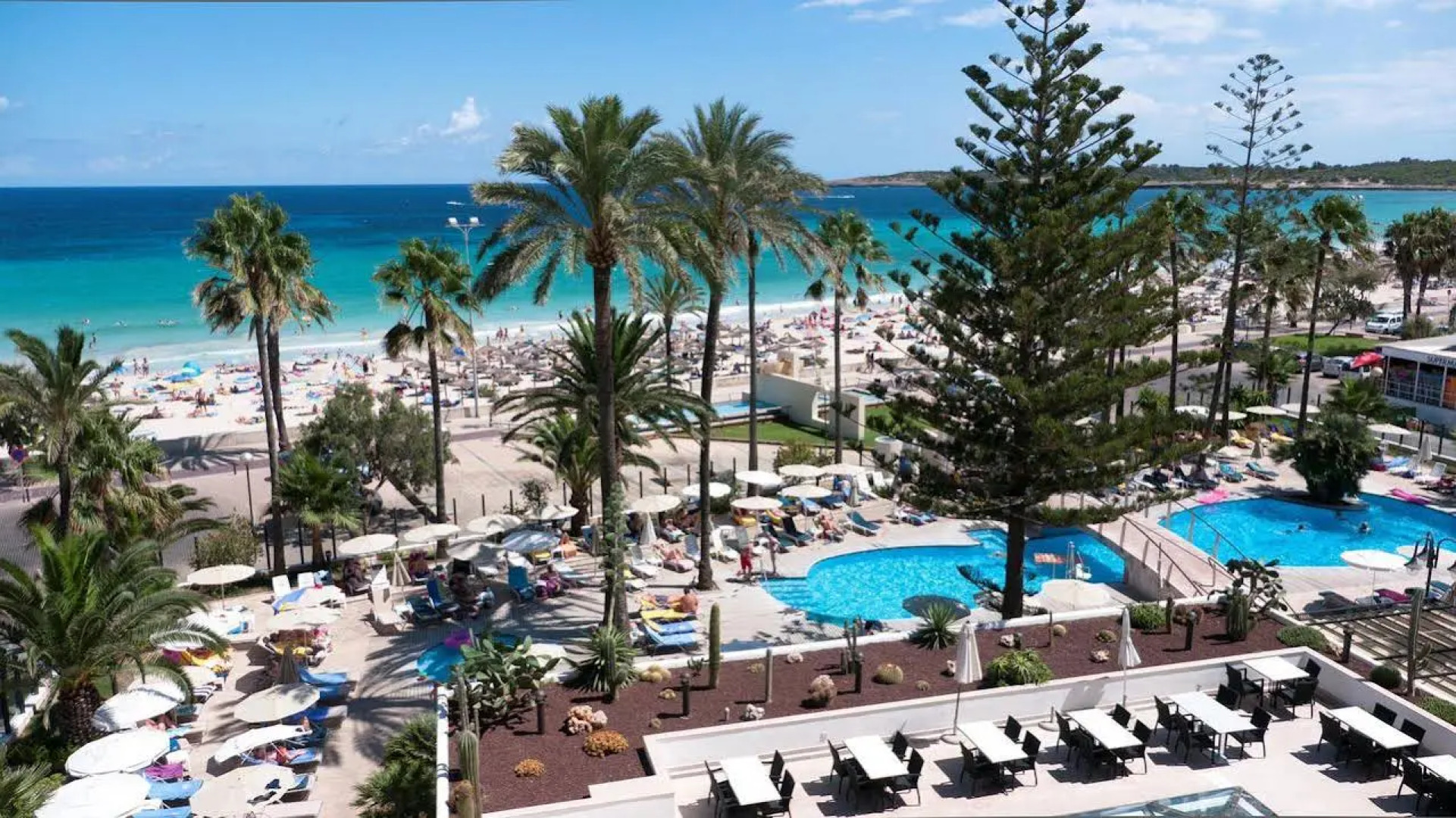 CM Playa del Moro Hotel