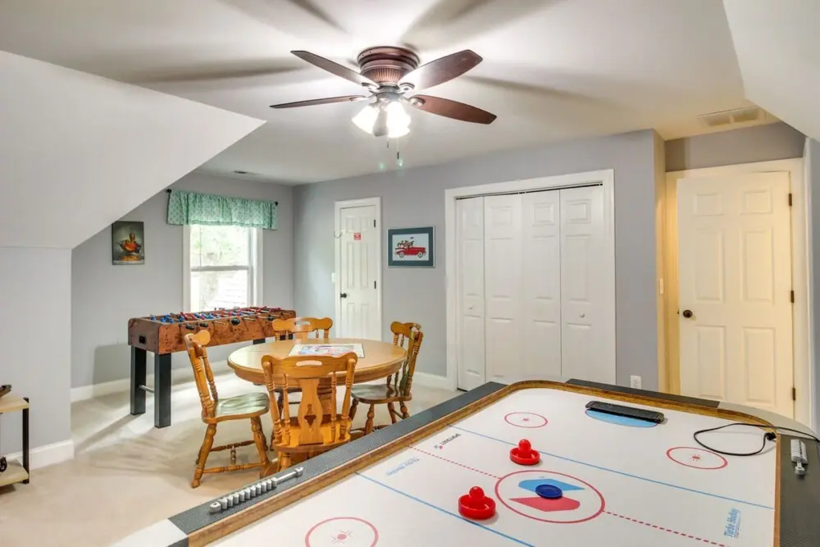 'serene Shores' Lakefront House w/ Dock!